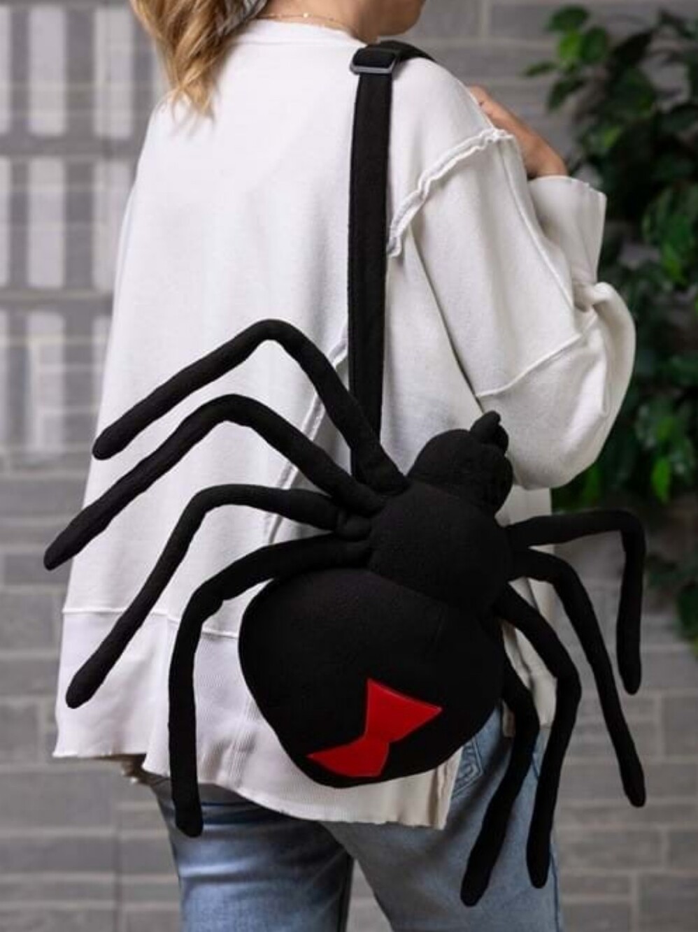 🕷️ Plush Black Widow Spider Crossbody / Shoulder Bag with Red Accent 🕷️(OS)